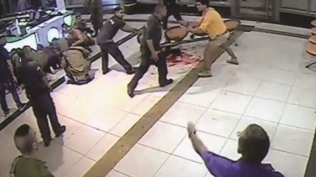 זירת הלינץ' בבאר שבע (צילום: מצלמות אבטחה)