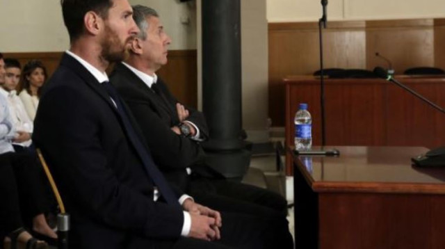 ליאו מסי בבית המשפט (צילום: Getty images)