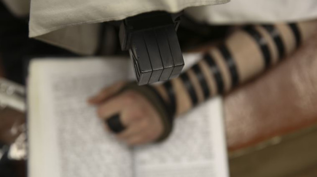 תפילין (צילום: נתי שוחט, פלאש 90)