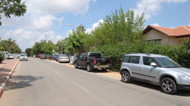 מושב ישרש בו רצח אברהם לוי את ילדיו (צילום: אבשלום ששוני)