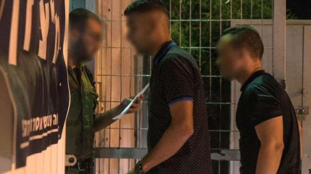 מעצר עריקים  (צילום: דובר צה"ל)