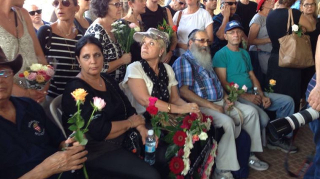 הלווייתה של אסתי וינשטיין (צילום: אבשלום ששוני)