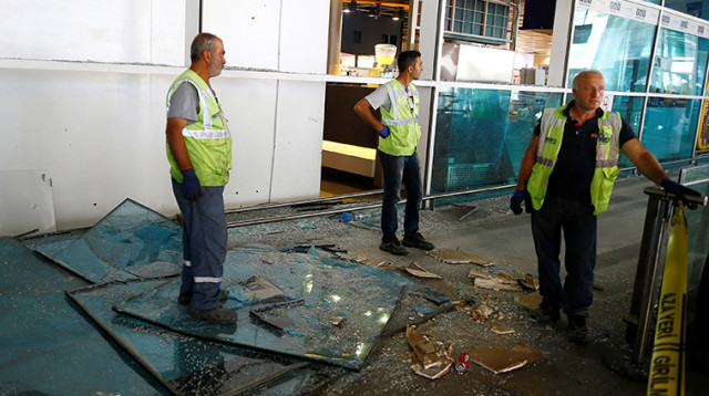 נמל התעופה אטאטורק באיסטנבול, פיגוע בנמל התעופה באיסטנבול (צילום: רויטרס)