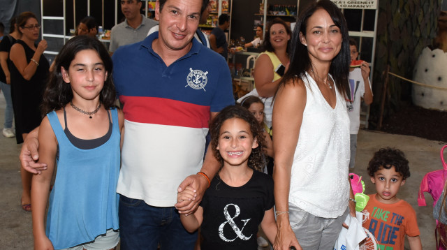 שרון אילון, ארז אלוביץ'  (צילום: אביב חופי)