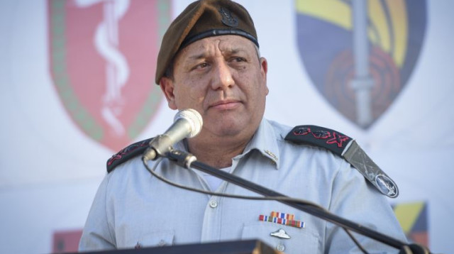 הרמטכ''ל גדי איזנקוט בטקס חילופי ראש אט''ל (צילום: דובר צה"ל)