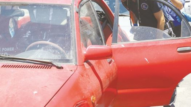 פעוט נשכח ברכב (צילום: פלאש 90)