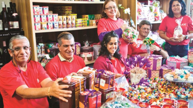 עובדים בסטודיו אנד ג'וי, פארק אפק (צילום: סטודיו אנד ג'וי)