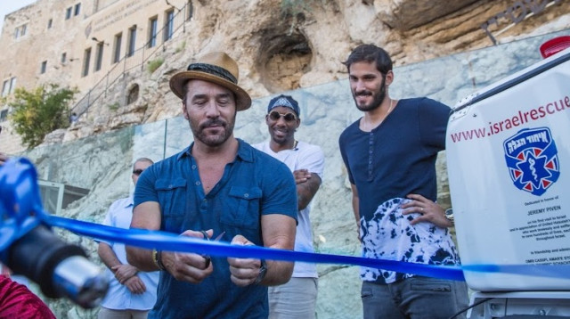 עומרי כספי, אמארה סטודמאייר וג'רמי פיבן  (צילום: איחוד הצלה)