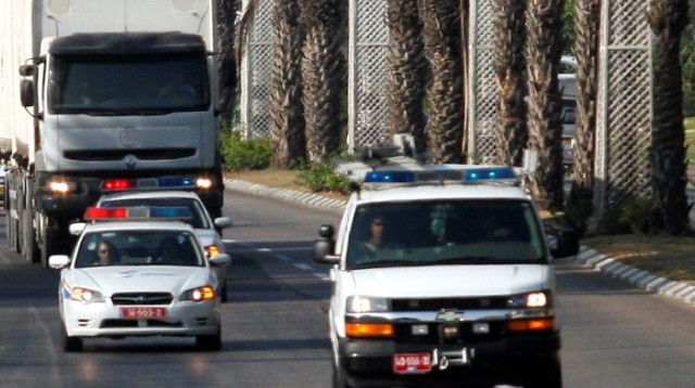 רכב משטרה ומשאית, ארכיון (צילום: רוני שוצר, פלאש 90)