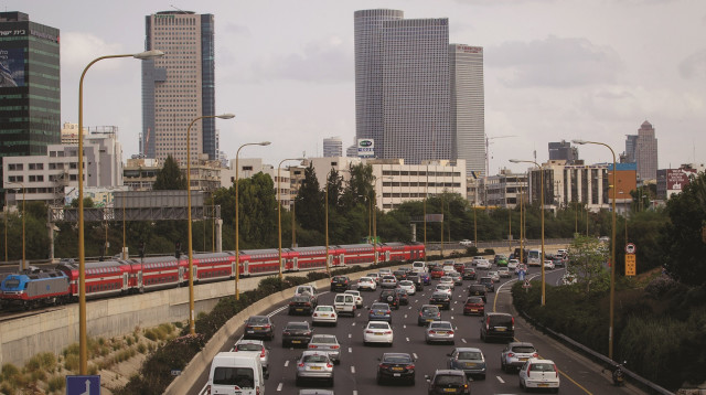 נתיבי איילון (צילום: מרים אלסטר, פלאש 90)