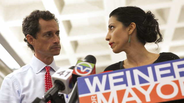 אנתוני וינר ואשתו הומה אבדין (צילום: רויטרס)