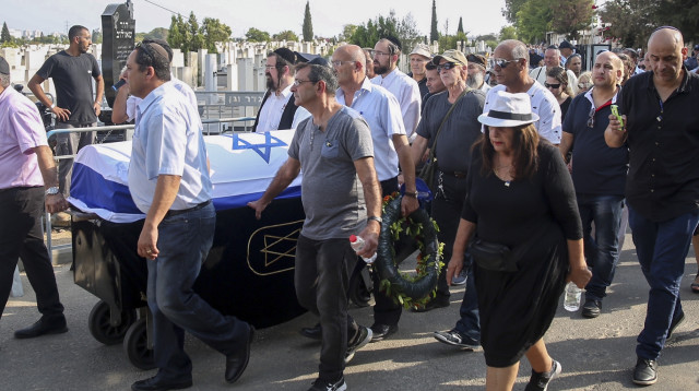 הלווייתו של בנימין פואד בן אליעזר (צילום: מרים אלסטר, פלאש 90)