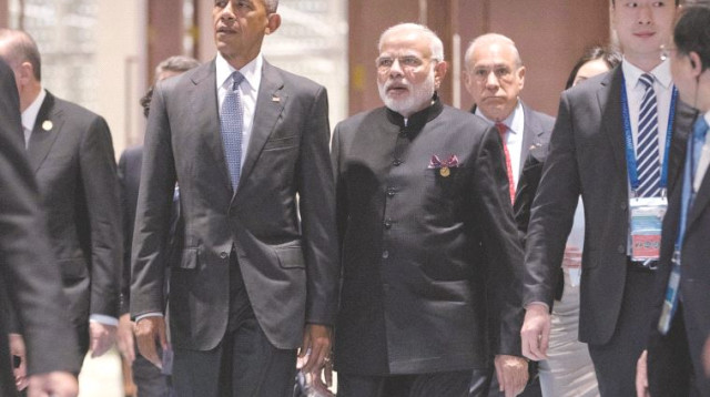 ברק אובמה ונרנדרה מודי בפסגת ה-G20 (צילום: רויטרס)