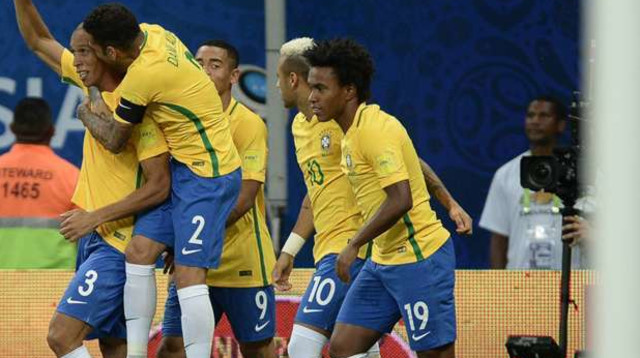 ברזיל חוגגת מול קולומביה (צילום: AFP)