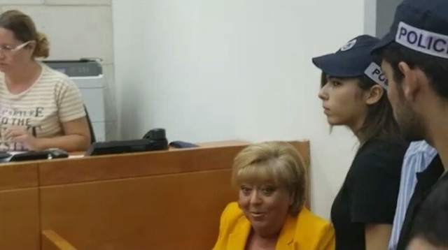 מריים פירברג בהארכת מעצרה (צילום: פוסטה)