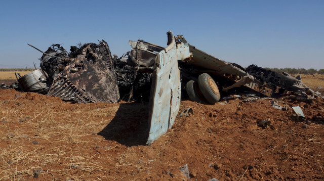 מטוס צבא סוריה שהופל - ארכיון (צילום: רויטרס)