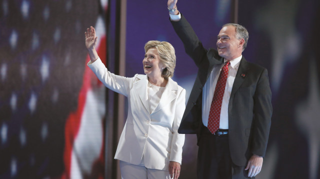 טים קיין והילרי קלינטון (צילום: רויטרס)