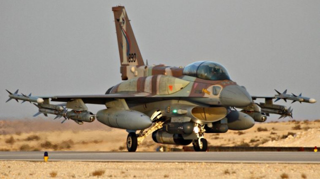 מטוס סופה (צילום: עופר צידון, פלאש 90)