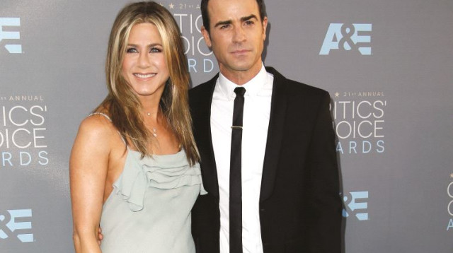 ג'סטין ת'רו וג'ניפר אניסטון (צילום: רויטרס)