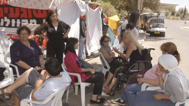 מאהל האמהות החד הוריות (צילום: פלאש 90)