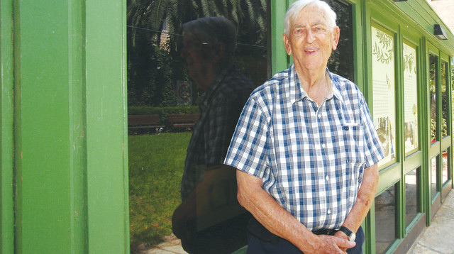 מרדכי בר-און (צילום: מירי צחי)