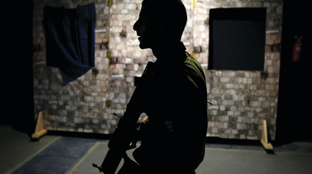 חייל (צילום: רויטרס)