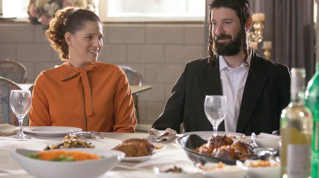 הנקודה החזקה ביותר בסרט היא שפת הדיבור. "לעבור  את הקיר"  (צילום: סשה תמרין, באדיבות נורמה הפקות)