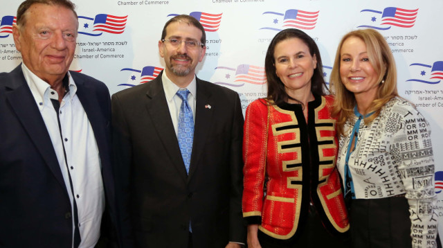 דרורית ורטהיים, עופרה שטראוס, דן שפירו ומיכאל שטראוס (צילום: סיון פרג')