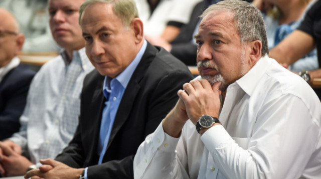 בנימין נתניהו ואביגדור ליברמן בטקס חניכת עיר הבה"דים (צילום: פלאש 90)