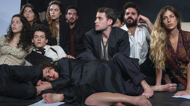 מתוך ההצגה "עבודת הכהן" (צילום: איליה קוריינוס, יח"צ)