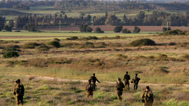 כוח צה"ל בסמוך לרצועת עזה, ארכיון (צילום: אדי ישראל, פלאש 90)