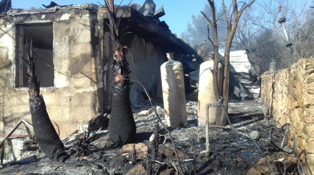 השריפה בחלמיש (צילום: דוברות כבאות והצלה מחוז יו"ש)