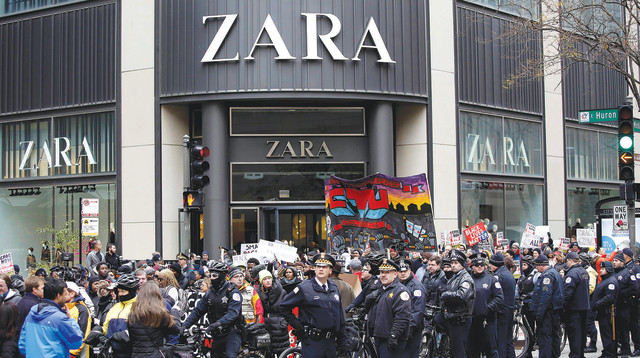 טירוף קניות, בלאק פריידיי 2016 (צילום: רויטרס)