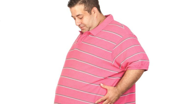 אדם שמן (צילום: אינגאימג)