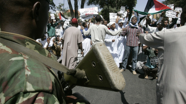 הפגנה מול שגרירות ישראל בקניה (צילום: רויטרס)