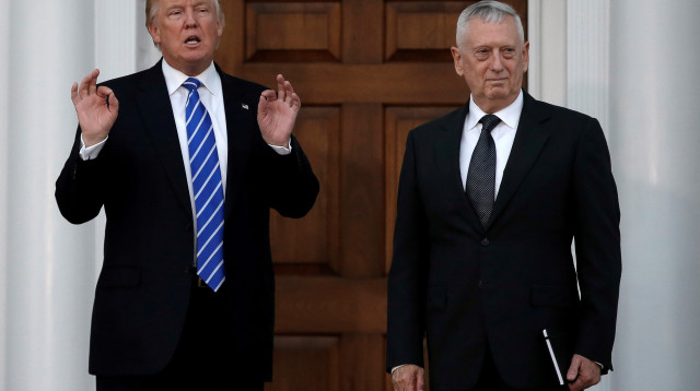 ג'יימס מאטיס ודונלד טראמפ (צילום: רויטרס)