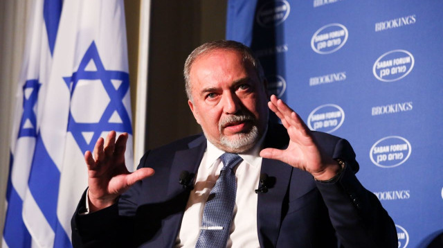 אביגדור ליברמן בכנס "פורום סבן" (צילום: פורום סבן)