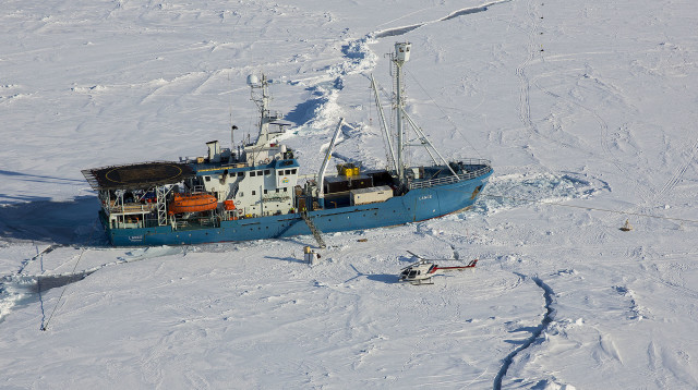 אונייה נורבגית בקוטב הצפוני, ארכיון (צילום: AFP)