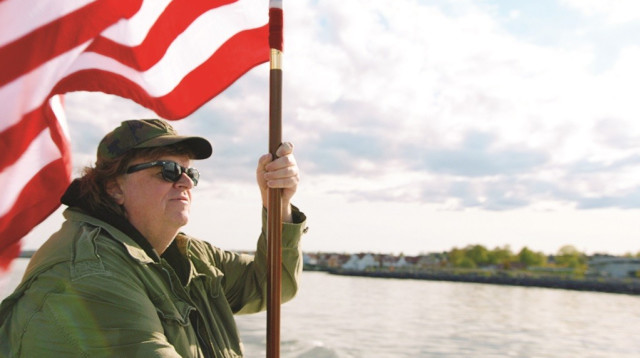 לאן נפלוש עכשיו. מייקל מור (צילום: סרטי יונייטד קינג)