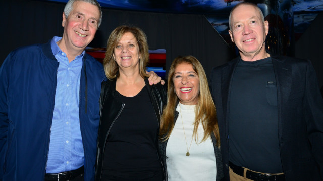 יואב וקלודין גלנט ורונה וצביקה גיור (צילום: תמר מצפי)