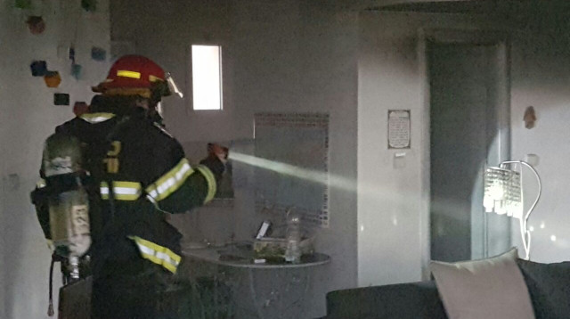 זירת השריפה בירושלים (צילום: כבאות והצלה ירושלים)