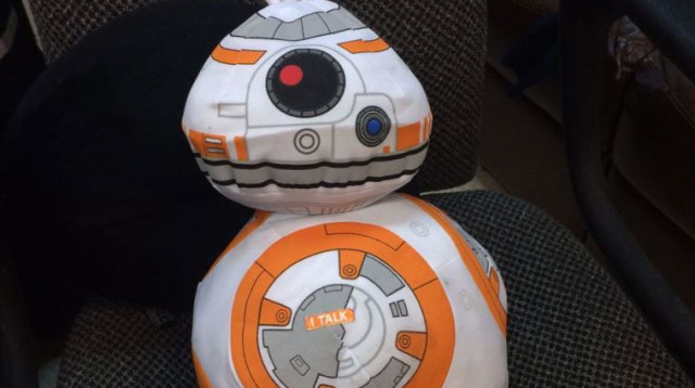 בובת מלחמת הכוכבים בה הוברחו סמים (צילום: דוברות המשטרה)