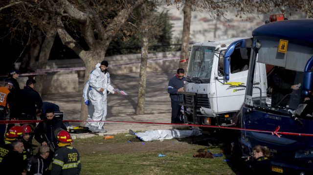 פיגוע דריסה בארמון הנציב בירושלים (צילום: יונתן זינדל, פלאש 90)