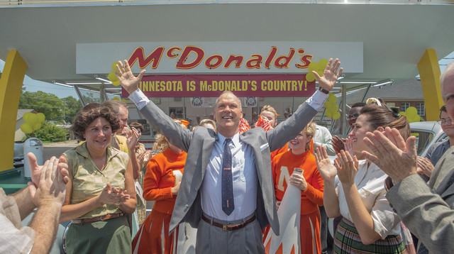 מייקל קיטון ב”המייסד" (צילום: באדיבות קולנוע לב)