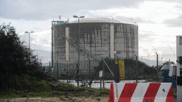 מיכל האמוניה בחיפה (צילום: מורן מעיין)