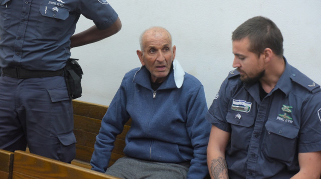 הרוצח ששרף את האחות בחולון (צילום: אבשלום ששוני)