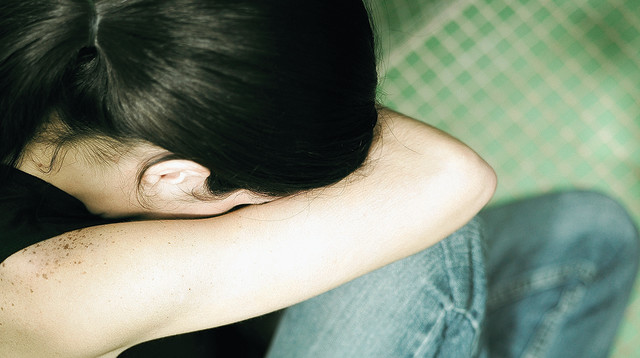 אישה בוכה, אילוסטרציה (צילום: אינג'אימג')