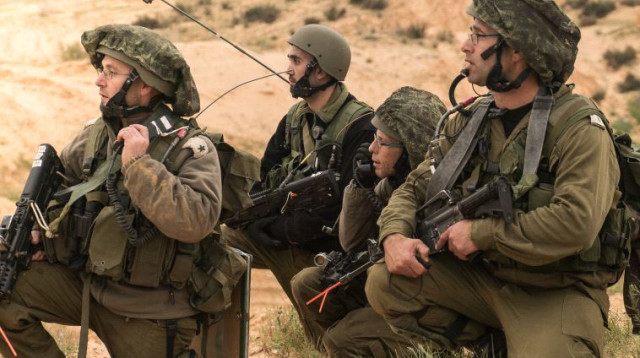 תרגיל של חיילי מילואים מצה"ל  (צילום: דבורה שרר)