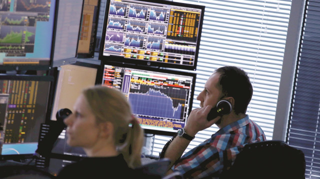 מסחר במניות בינאריות, אילוסטרציה (צילום: רויטרס)