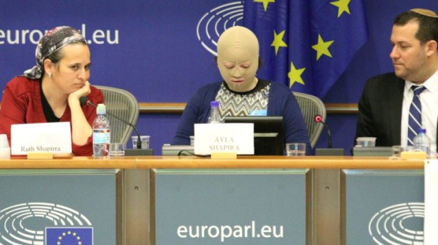 אילה שפירא בפרלמנט האירופי  (צילום: בנימין פטקאי)